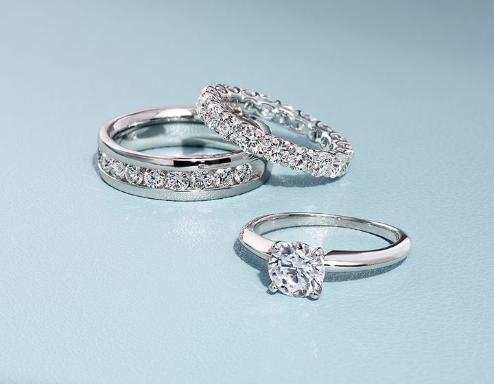 Lab grown diamond ring 