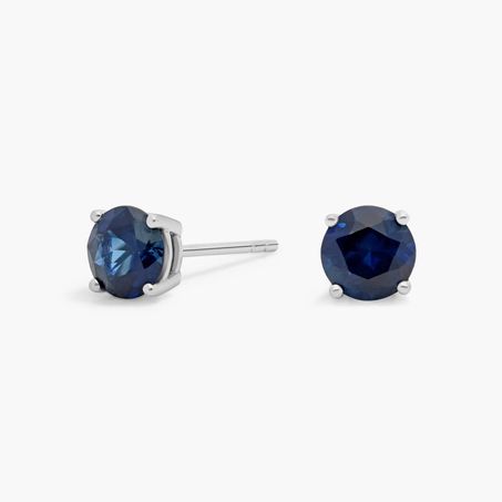 Sapphire stud earrings in 18k white gold